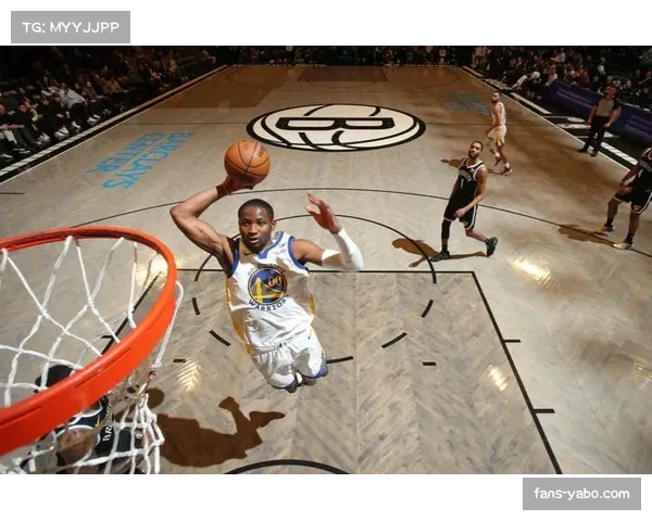 勇士波杰姆斯基库明加扛起进攻,年轻核心需直面挑战 勇士波杰姆斯基库明加扛起进攻,年轻核心需直面挑战